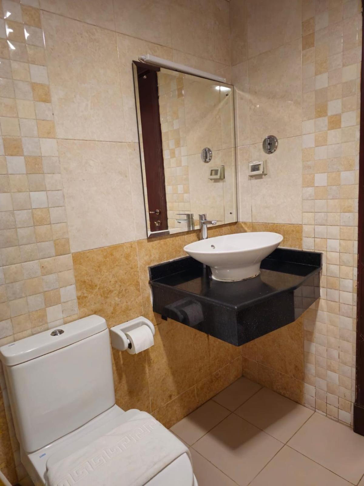 Twilight Hotel Maszkat Kültér fotó